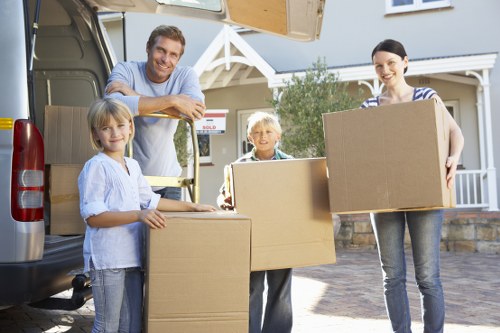 Clerkenwell flat and office relocation transport service